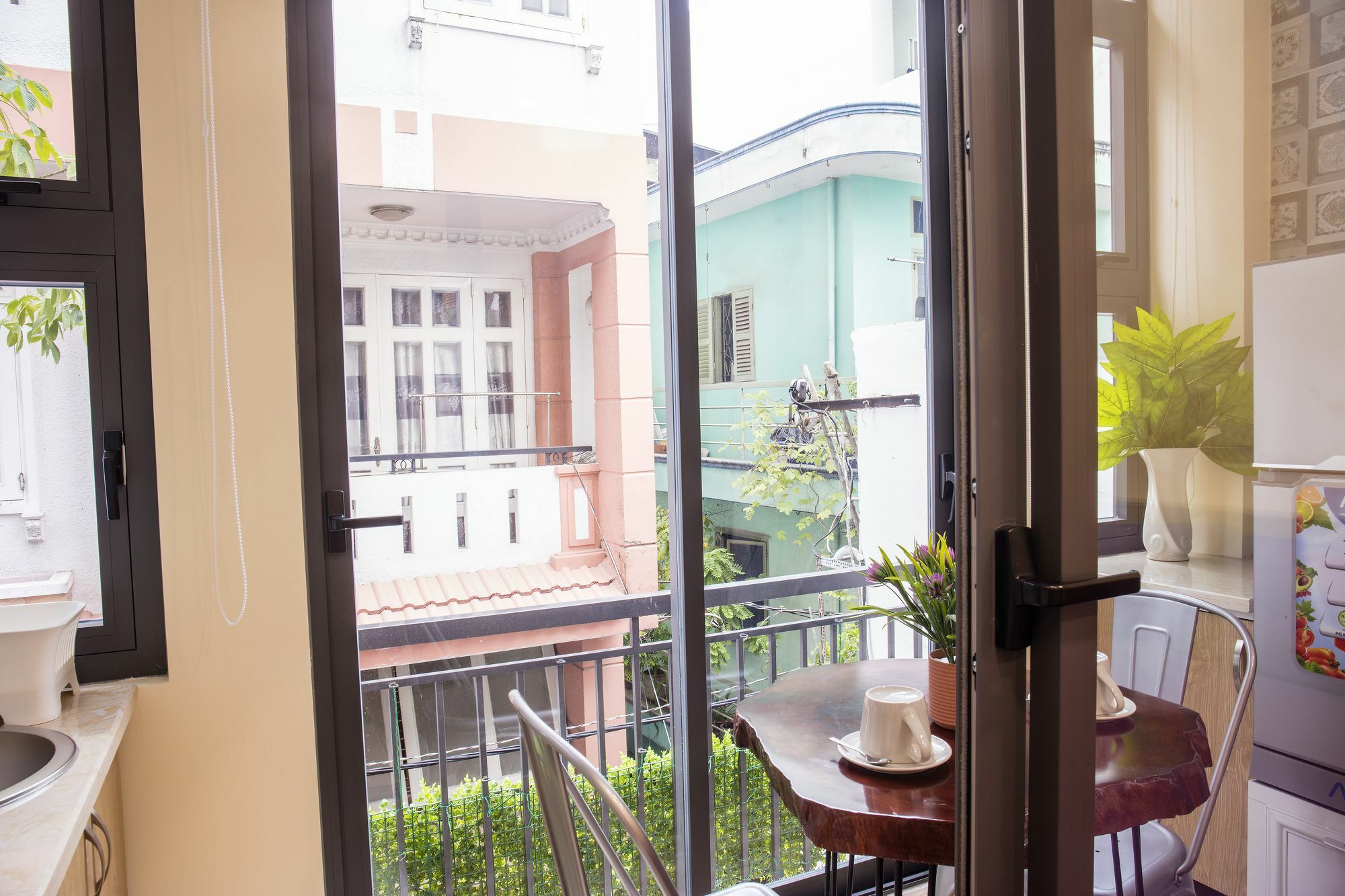 ホーチミン市Jen & Friends Houseアパートメント エクステリア 写真